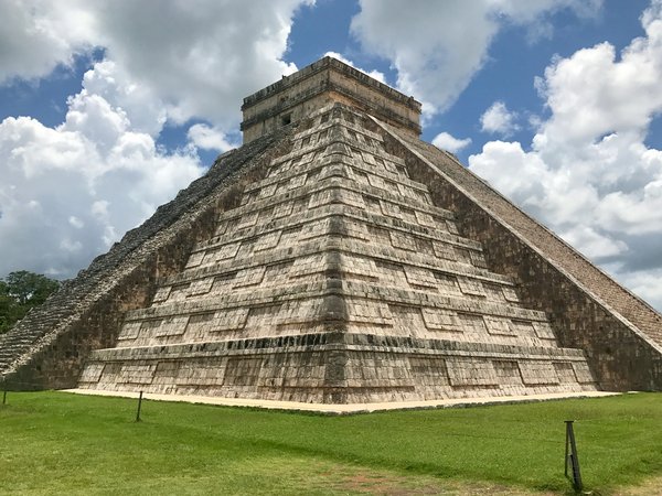 Comment organiser une visite des temples mayas dans la région du Yucatán, Mexique : itinéraires et conseils ?
